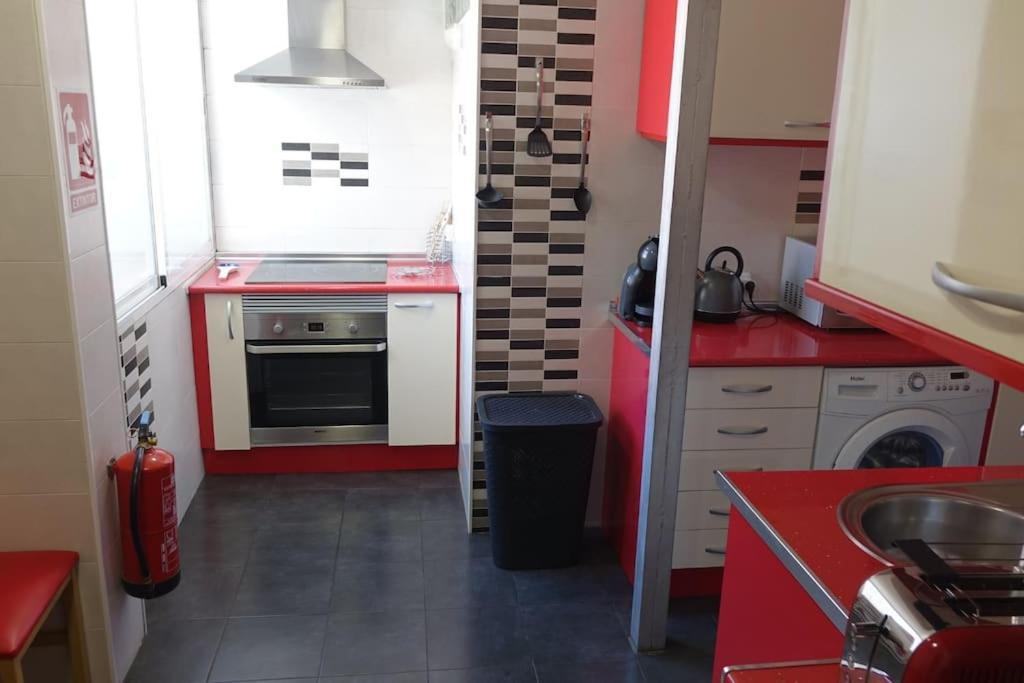 Palomar Mostoles Superhost Con Garaje 5 Pax Ngoại thất bức ảnh